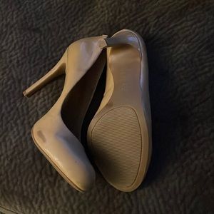 COPY - Jessica Simpson Sexy Nude Heels.